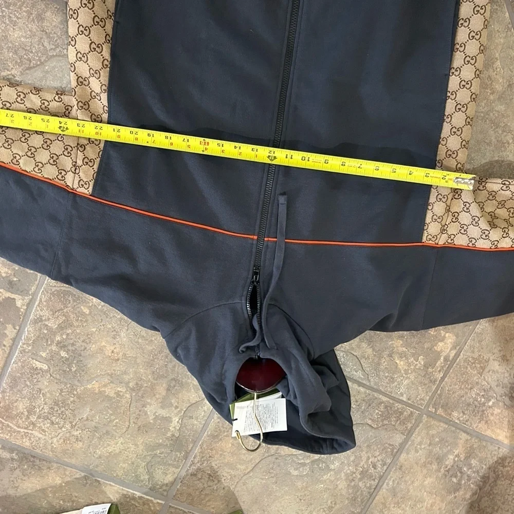 Men's Gucci, cotton jersey zip jacket/hoodie signature GG Supreme XL. NWT